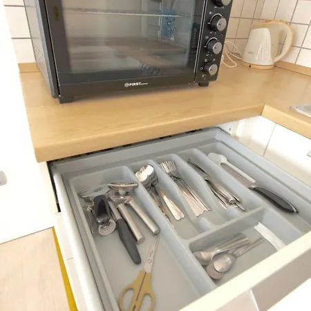 Interno 77 Di Tss' - Soleggiato Con Ampie Finestre & Internet Veloce Con Fibra - Perfetto Per Coppie Trient