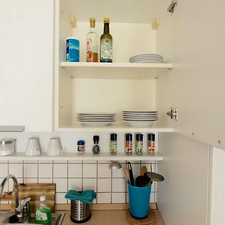 Apartment Interno 77: Sunny With Fast Fiber Internet For Couples