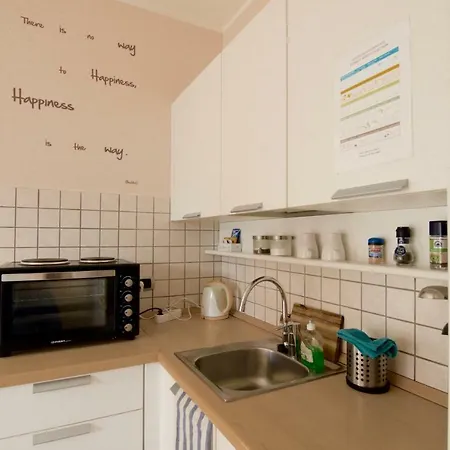 Apartment Interno 77 Di Tss' - Soleggiato Con Ampie Finestre & Internet Veloce Con Fibra - Perfetto Per Coppie