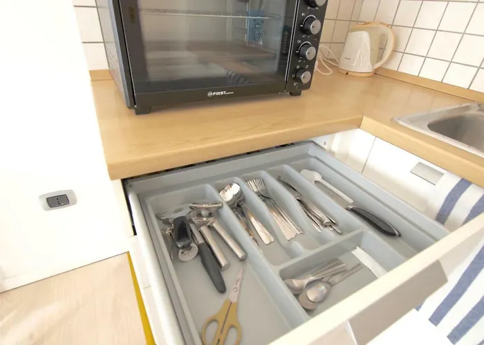 Interno 77 Di Tss' - Soleggiato Con Ampie Finestre & Internet Veloce Con Fibra - Perfetto Per Coppie Trydent